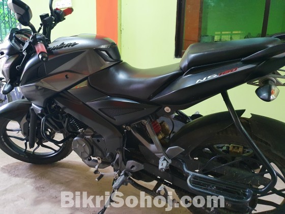 Bajaj pulsar ns 160 abs